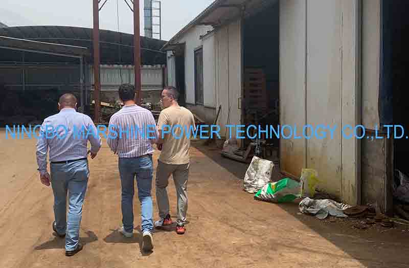 Romanian customers visit MARSHINE to discuss the purchase of hydraulic cable tensioners